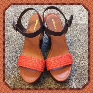 Dollhouse Wedges sz. 8.5
